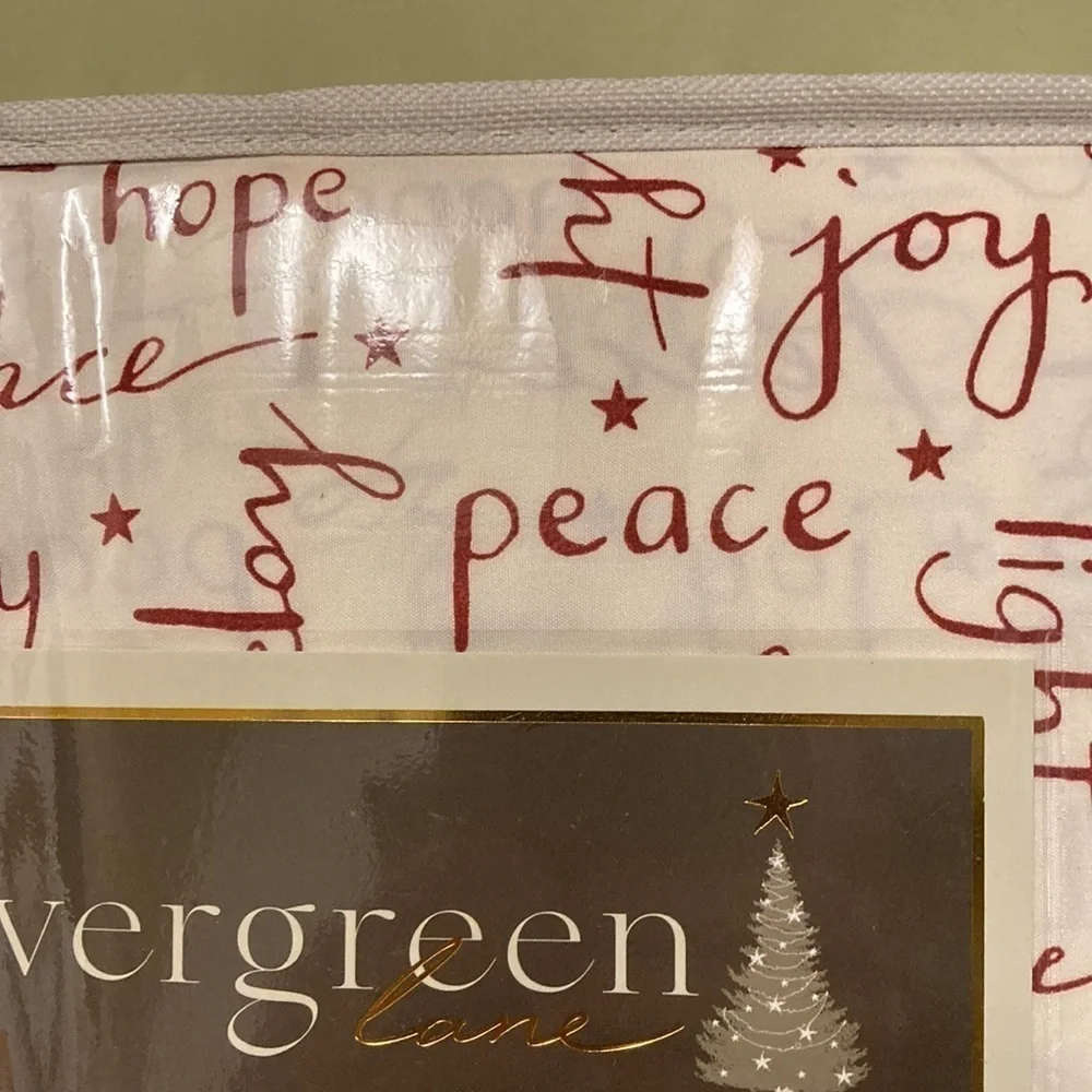 NEW EVERGREEN LANE TWIN CHRISTMAS WORDS SHEETS W/BONUS SHERPA PILLOWCASE